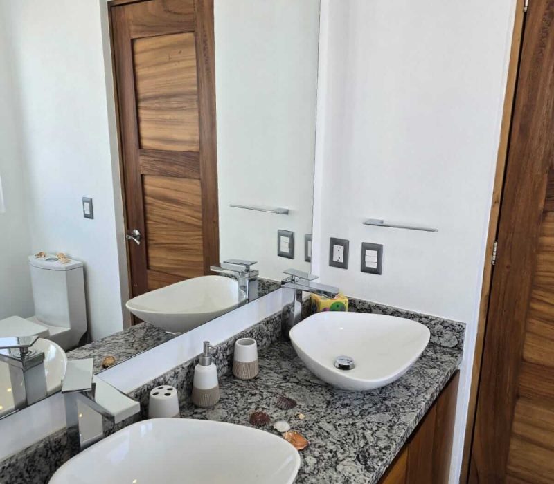 BAÑO RECÁMARA 1-4