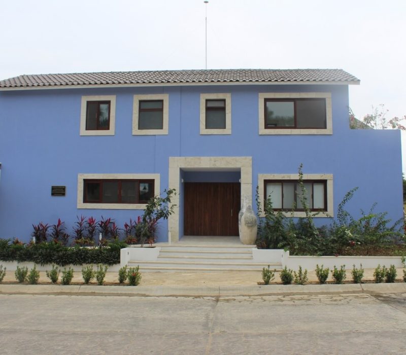 EXTERIOR 1